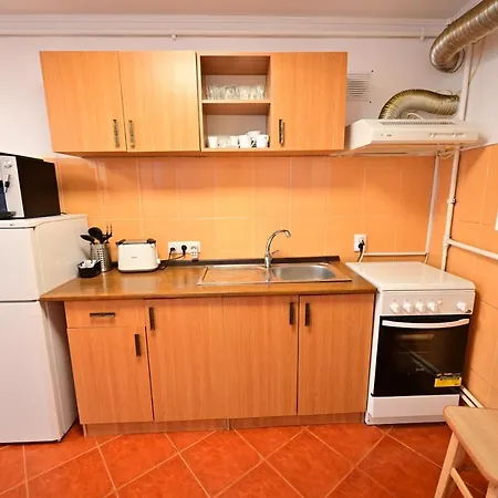 Flh - Retreat On Rennes * Sibiu